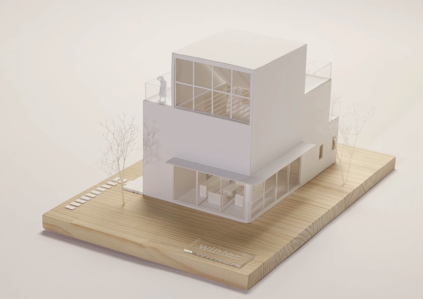 季節ごとの室内環境を最適化する可変空間のデザイン-thumb-1