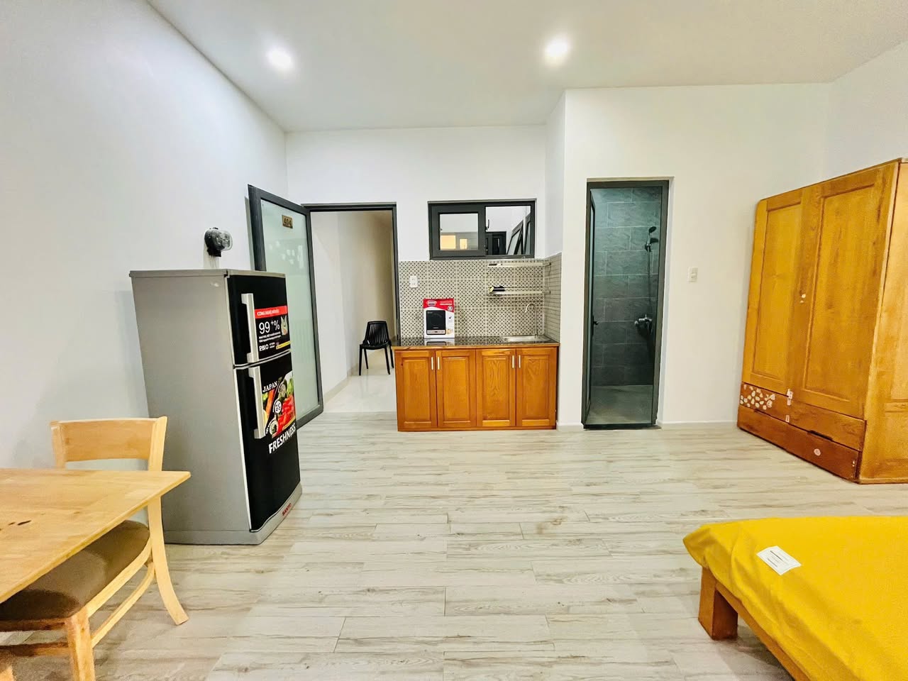 Trống sẵn căn hộ studio 2