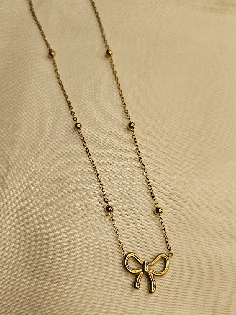 Bow Necklace view 1