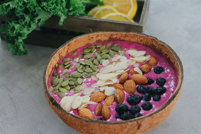 Smoothie Bowl Thanh Long Chuối