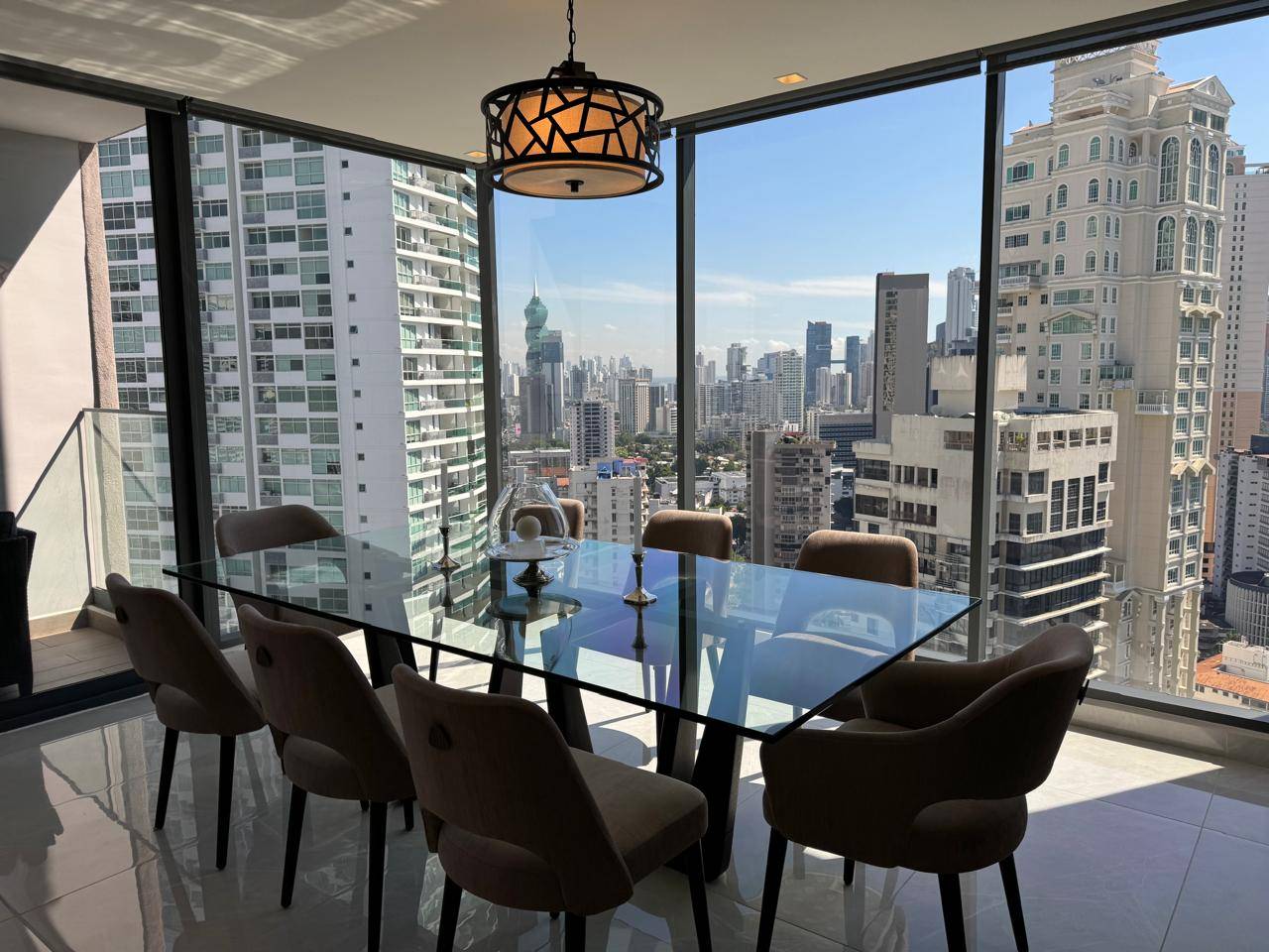 Prestige — Luxury Living in Bella Vista — Engel & Völkers Panama