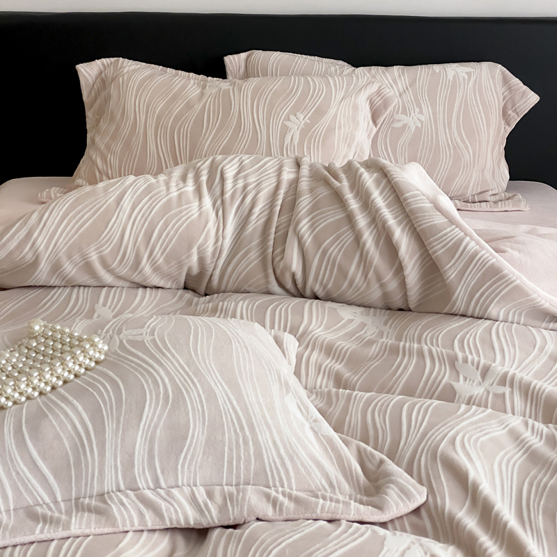 Milk Fiber Bedding with Relief Pattern, 3–4 Piece