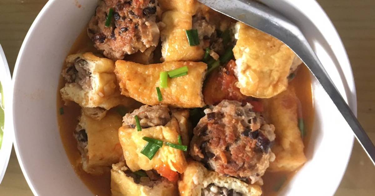Đậu nhồi thịt sốt cà chua