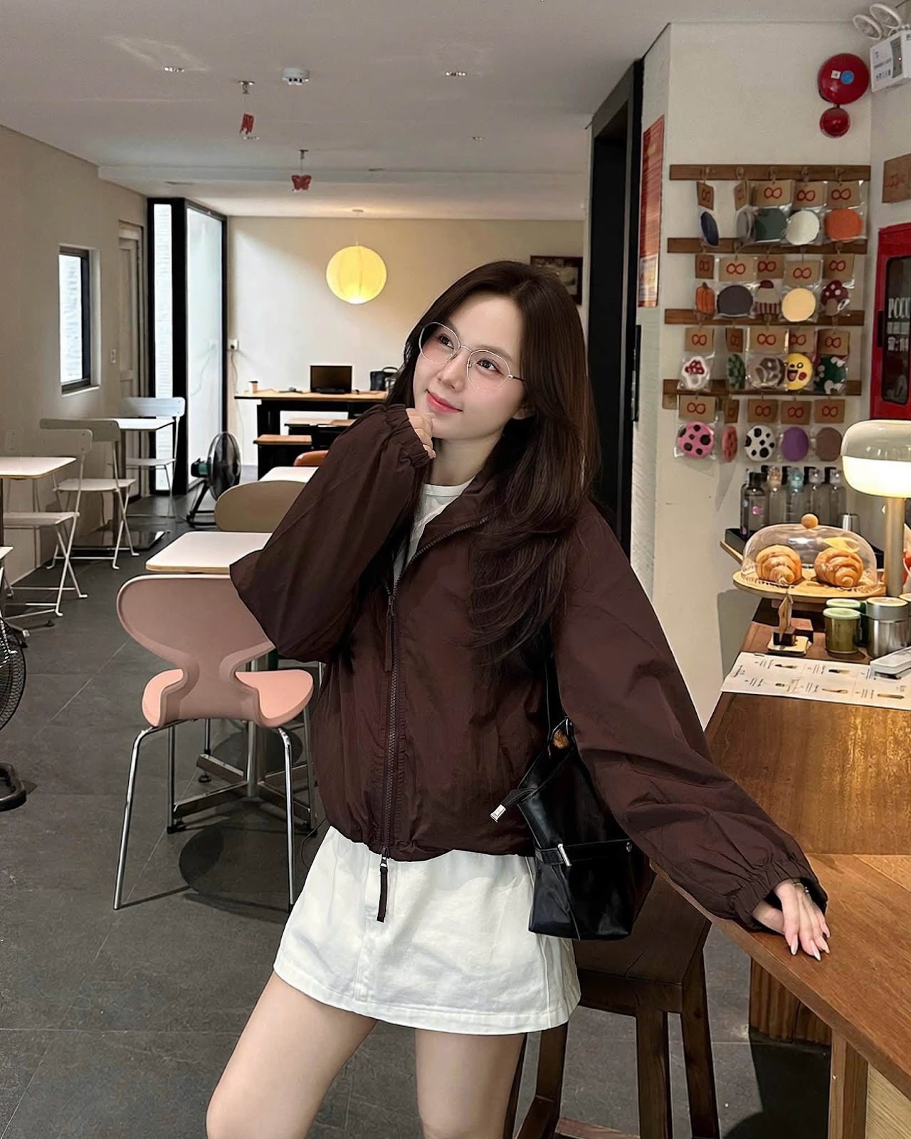 Áo khoác gió mũ khóa kéo thêu chữ Alo XONXEN SHOP 6622 – Image 6