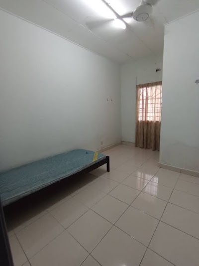 Seksyen 15, Bandar Baru Bangi — Rumah Dua Tingkat, Perabot Separa — foto 3/10