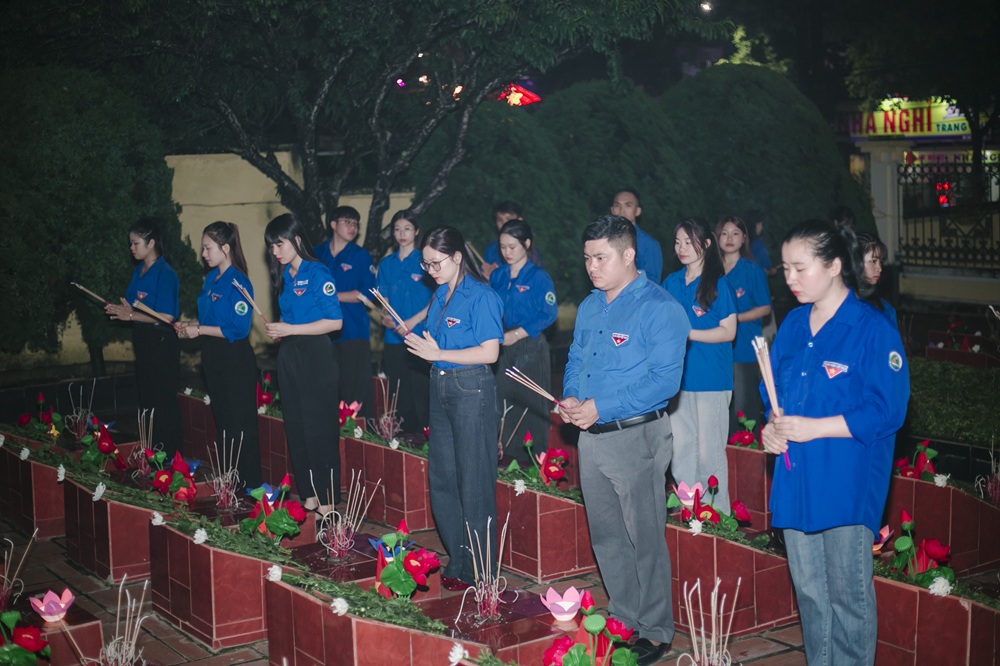 Tuổi trẻ Trường Đại học Tây Bắc triển khai nhiều hoạt động ý nghĩa nhân dịp Kỷ niệm 78 năm ngày Thương binh - Liệt sĩ (27/7/1947 - 27/7/2025)