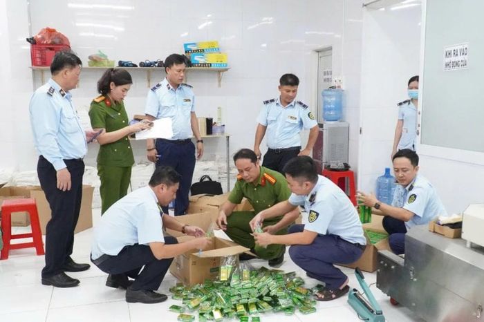 Triệt phá đường dây dầu gió giả liên tỉnh trị giá hơn 2 tỉ đồng - Chuyên trang An Ninh Thủ Đô - Báo Công an nhân dân