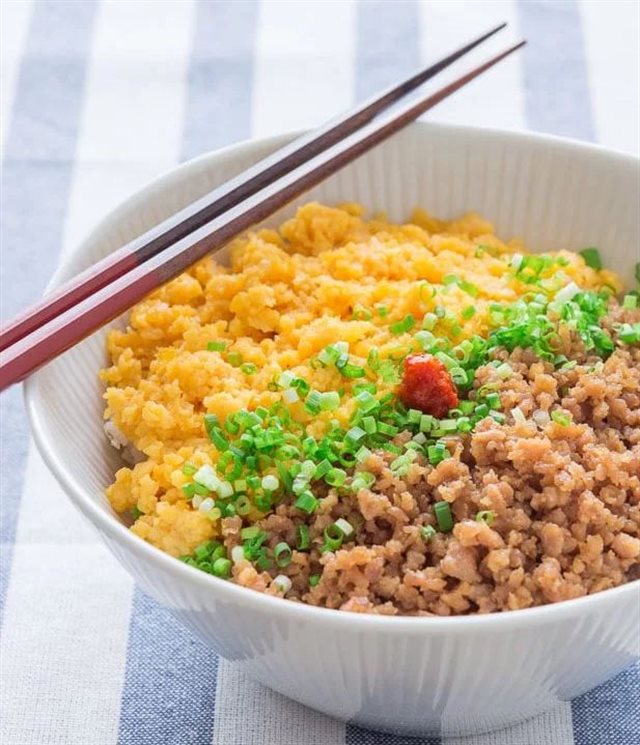 Cơm Trộn Nhật Bản - Soboro Don
