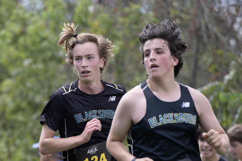 Photo from HS: Cross Country of Eli Simundza