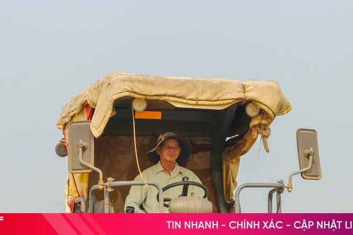 Công nhân 'vượt nắng' trên các công trường ở Hà Tĩnh - Báo Hà Tĩnh