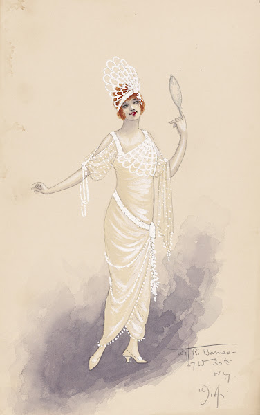 Womans costume 1914