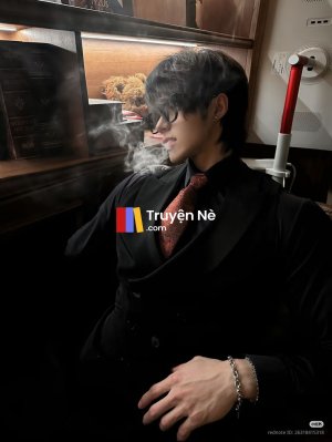 Người Theo Đuổi Rầm Rộ