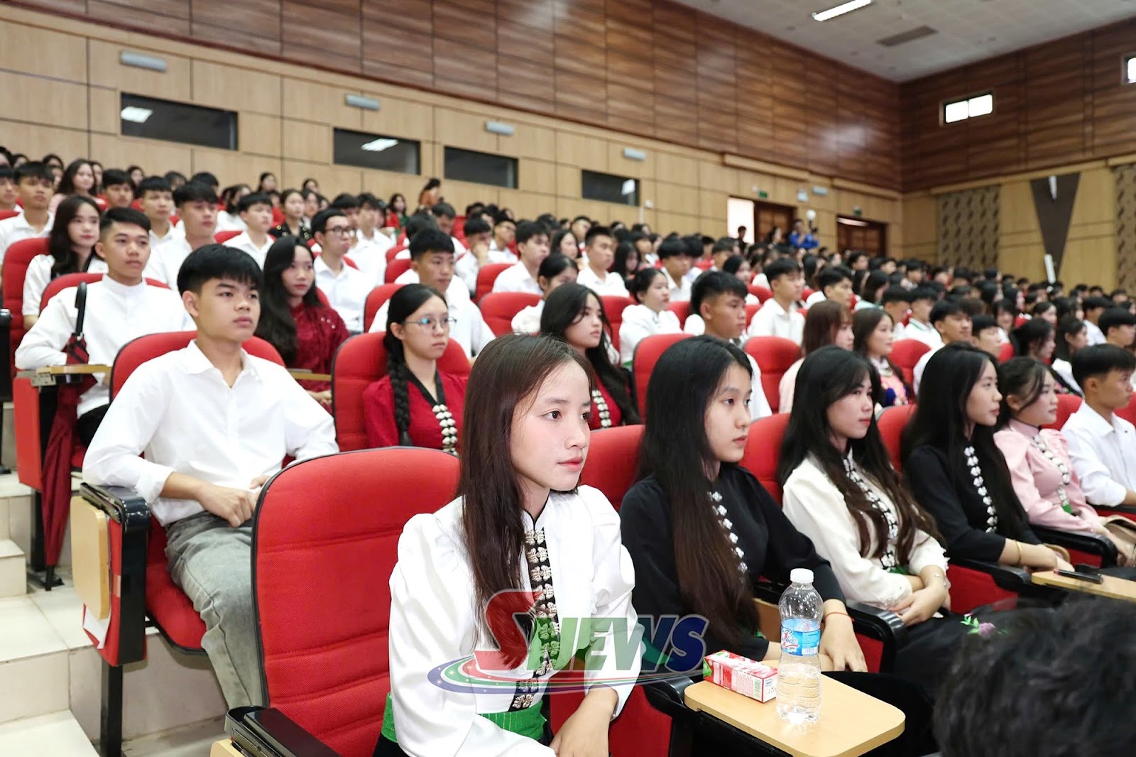 Tâm thế mới, khát vọng mới: Trường Đại học Tây Bắc long trọng tổ chức lễ Khai giảng năm học 2026-2027