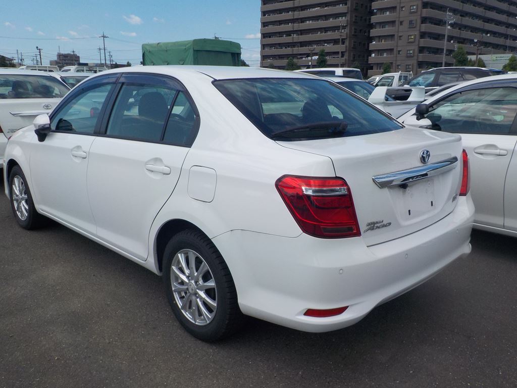 Toyota Axio