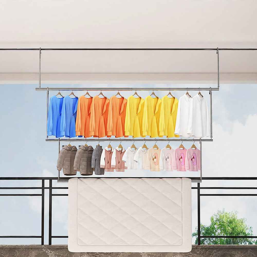 Retractable clothesline made of stainless steel