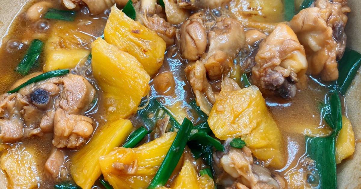 Gà kho dứa
