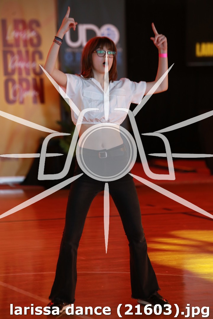 larissa dance (21603).jpg