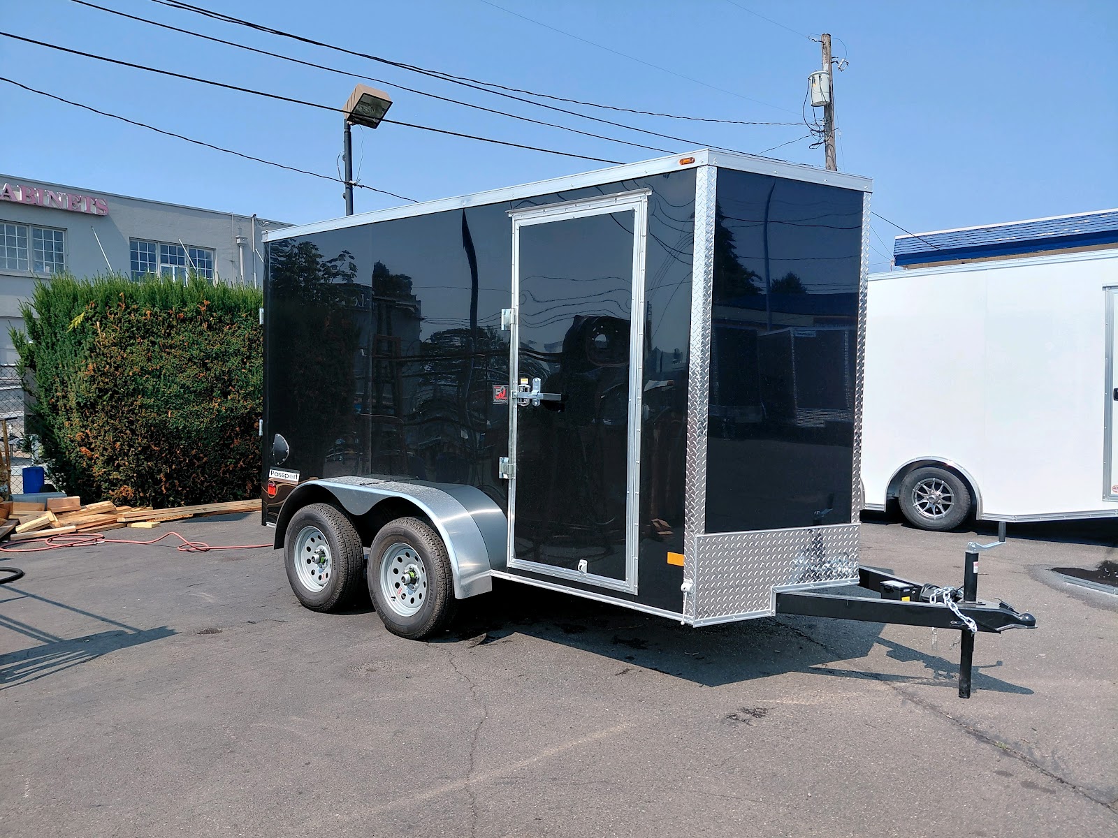Passport Deluxe Enclosed Cargo