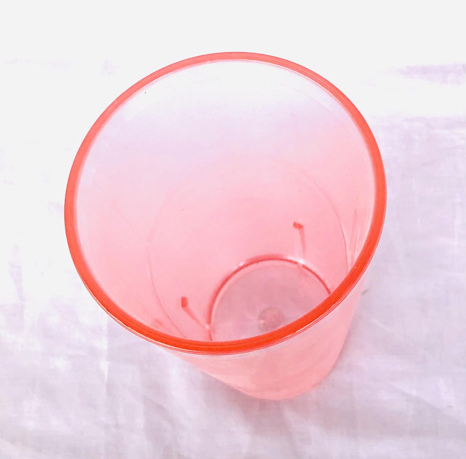 Photo 3 of Acrylic cup (8870)