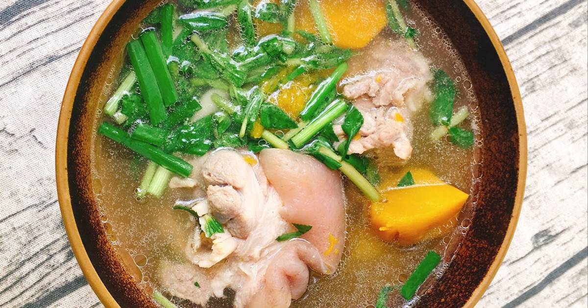 Canh Bí Đỏ Nấu Giò Heo