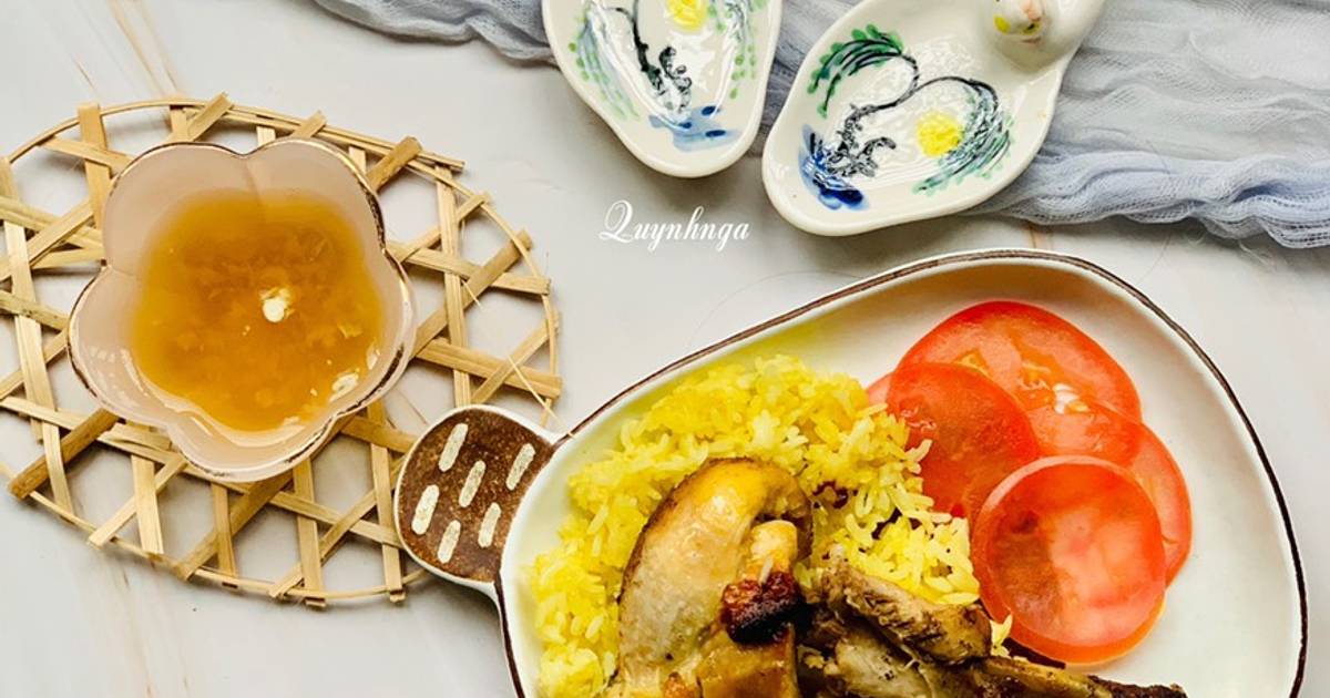 Cơm gà xối mỡ theo kiểu mẹ