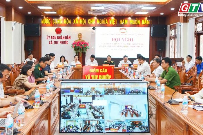 Toàn cảnh Gia Lai 24h: Cử tri Gia Lai kiến nghị nhiều vấn đề dân sinh tại các buổi tiếp xúc ĐBQH - Báo Gia Lai