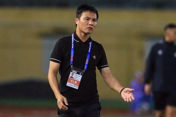 CLB Hồng Lĩnh Hà Tĩnh chia tay HLV Nguyễn Công Mạnh - Đài Phát thanh và truyền hình Hà Nội