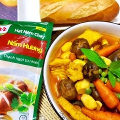 Cho lagu nấm hạt mít ra tô ăn với cơm, bún, bánh mì đều ngon. Tận dụng hạt mít nấu món chay, vậy mà ai cũng thích. Hạt mít bùi bùi với vị ngọt của nấm hương tạo cảm giác lạ thích thú ai cũng khen nức nở nà.