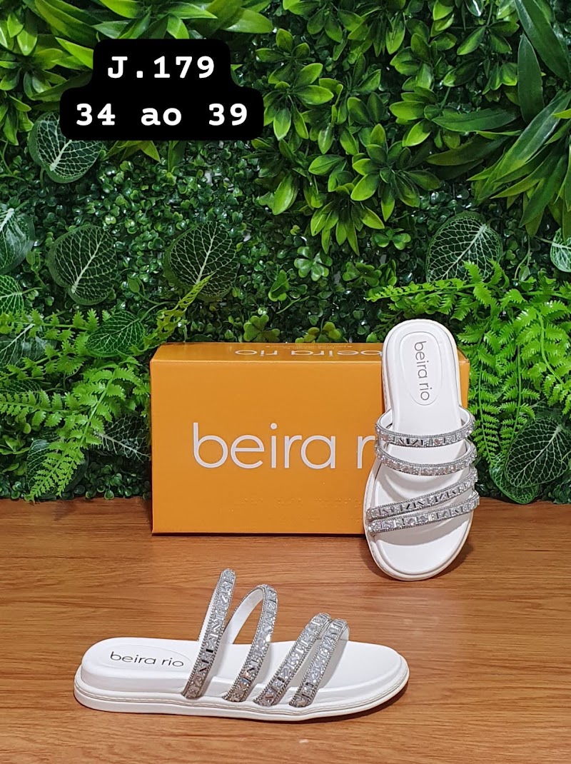 Sandalias con tiras de strass