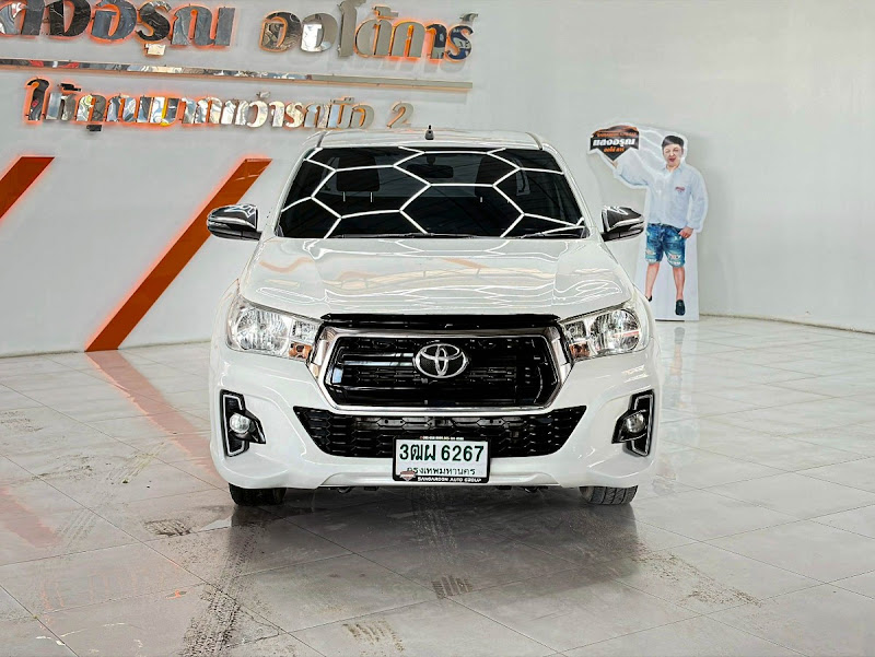 TOYOTA HILUX REVO