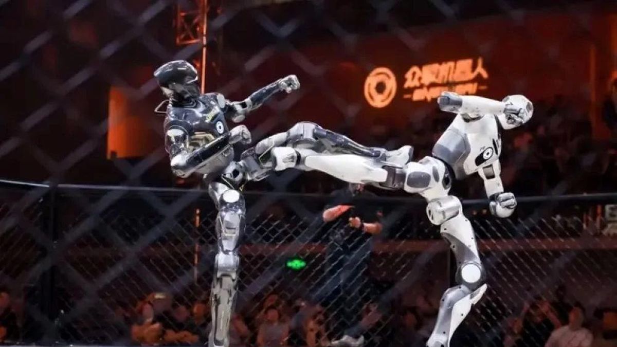 Robot dự giải đấu đối kháng đầu tiên: Bị đá văng đầu vẫn tiếp tục ra đòn - VietTimes