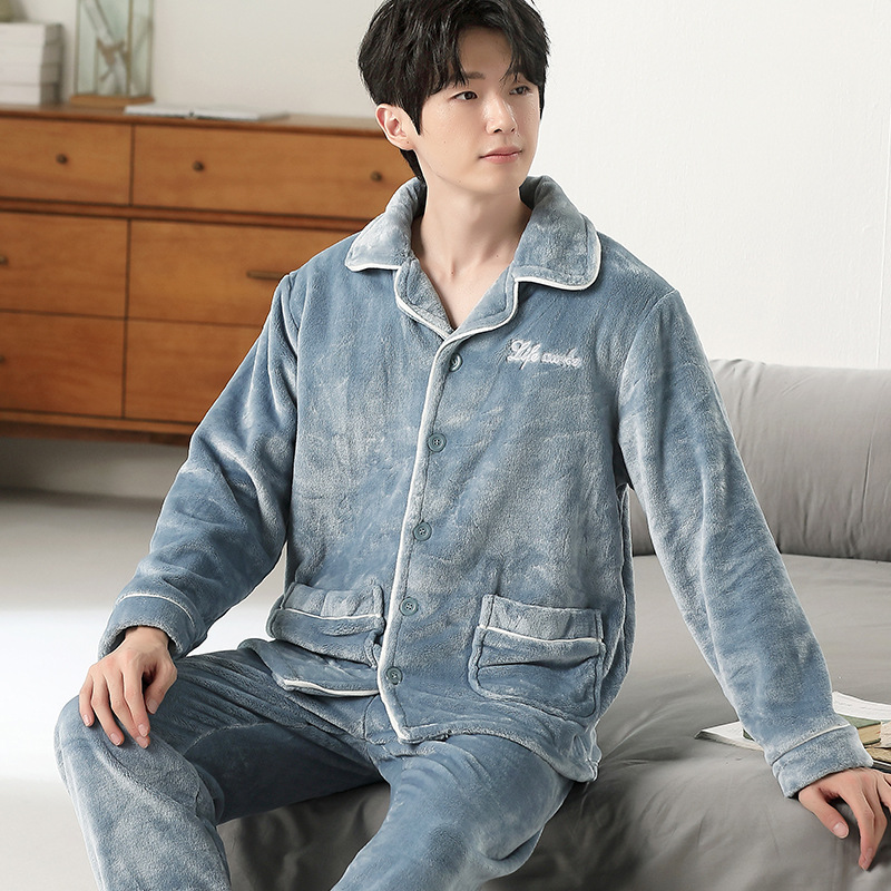 Herren-Pyjama-Set aus Flanell, bestickt, schlicht