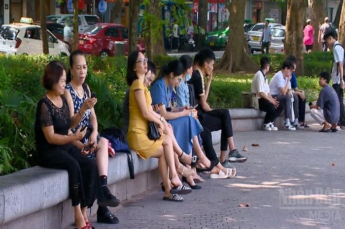 [Video] Còn khoảng 34 triệu thuê bao chưa xác nhận chính chủ - Báo Nhân Dân