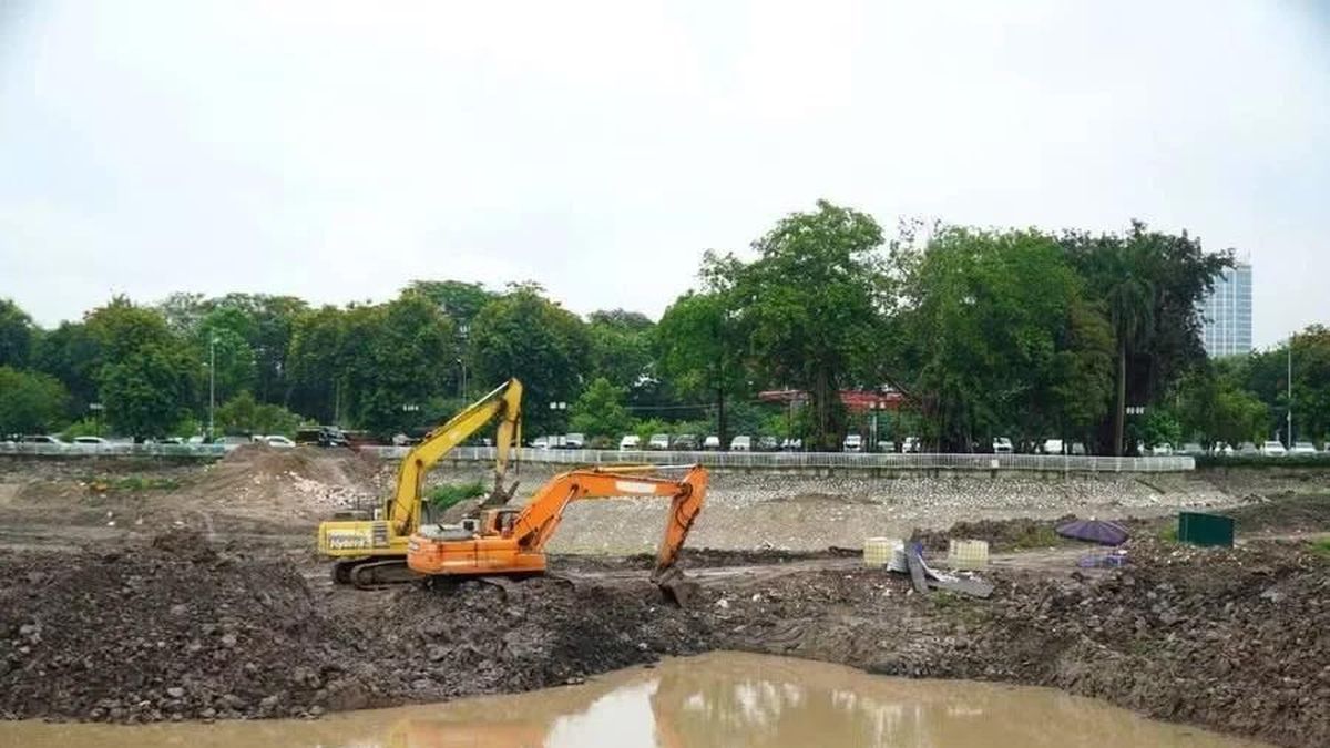 [GALLERY] Sau gần 20 năm, hồ Ba Mẫu bước vào đợt cải tạo quy mô lớn - Báo Tri thức &amp; Cuộc sống