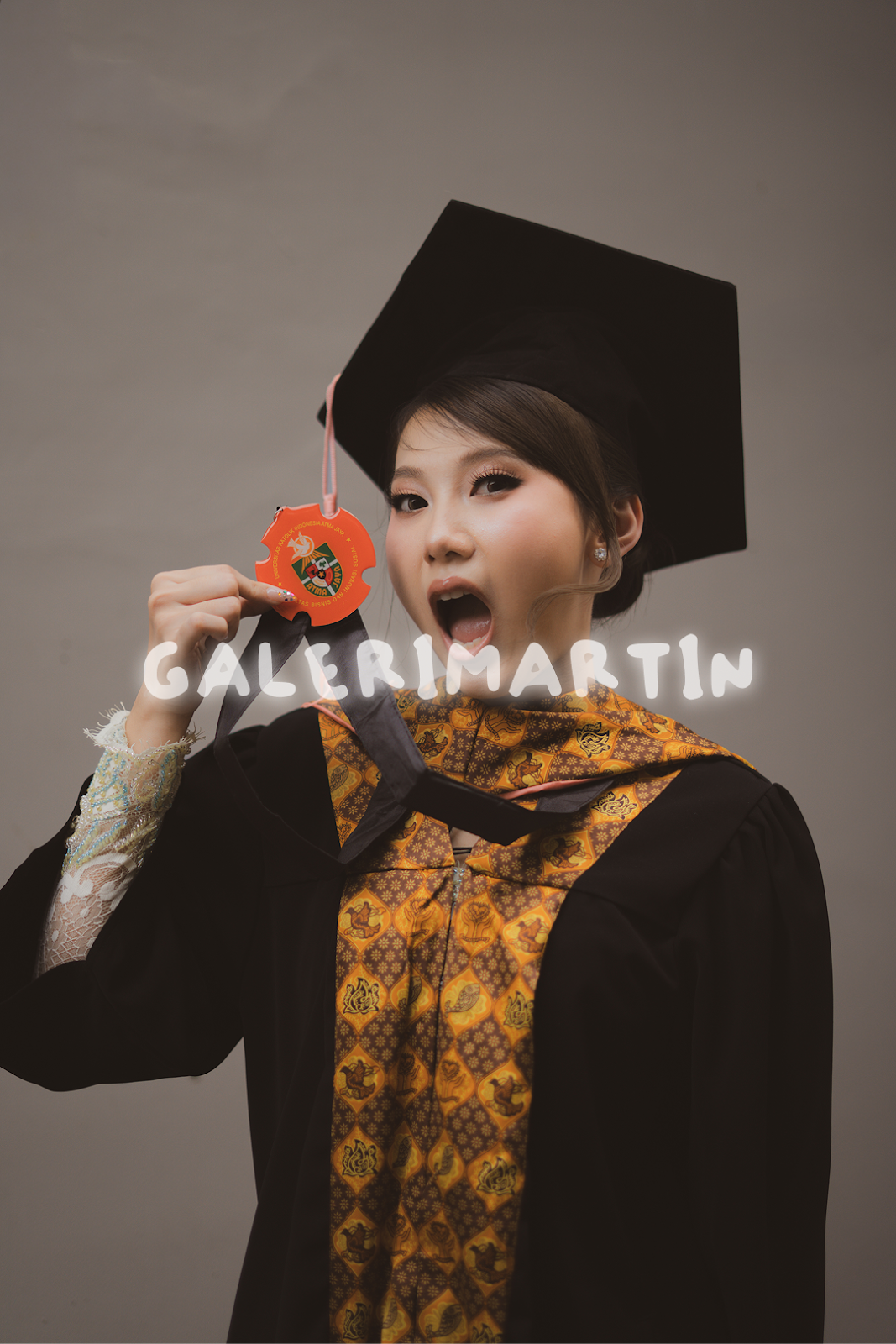 Academic Milestones — Creative Graduation Portraiture - Photo 19