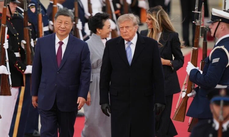 Trump pret Xi: Tregtia, AI, dhe marrëdhëniet SHBA-Kinë