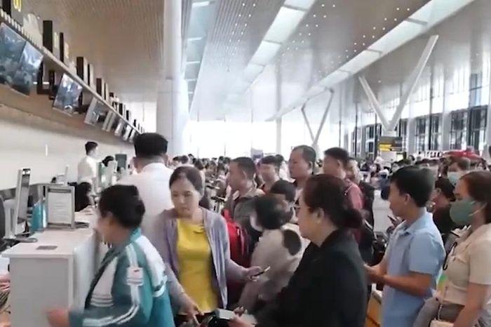 [Video] Sân bay Tân Sơn Nhất dự kiến phục vụ 750 chuyến bay mỗi ngày vào kỳ nghỉ lễ - Báo Nhân Dân