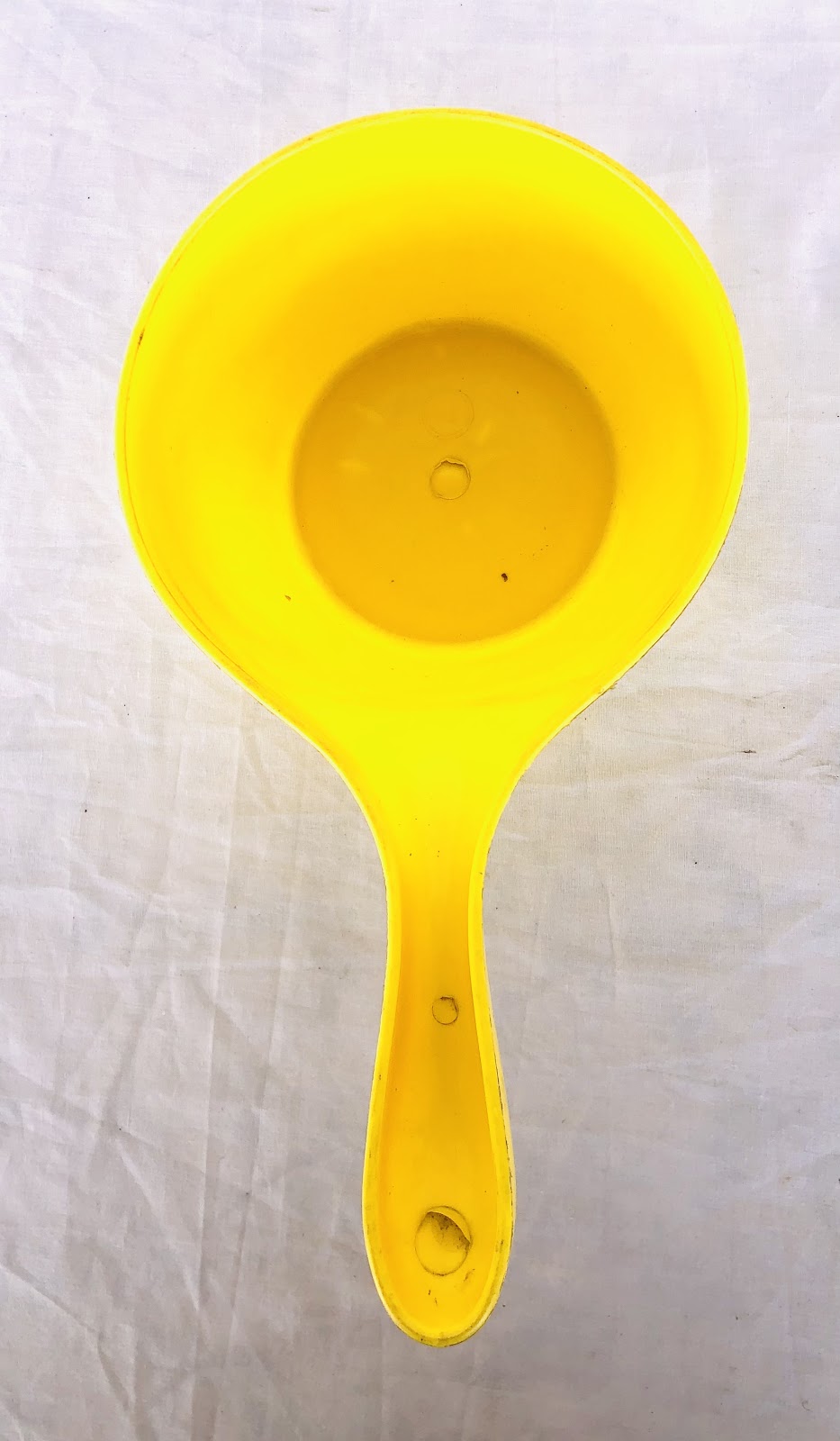 Plastic Bowl with Handle