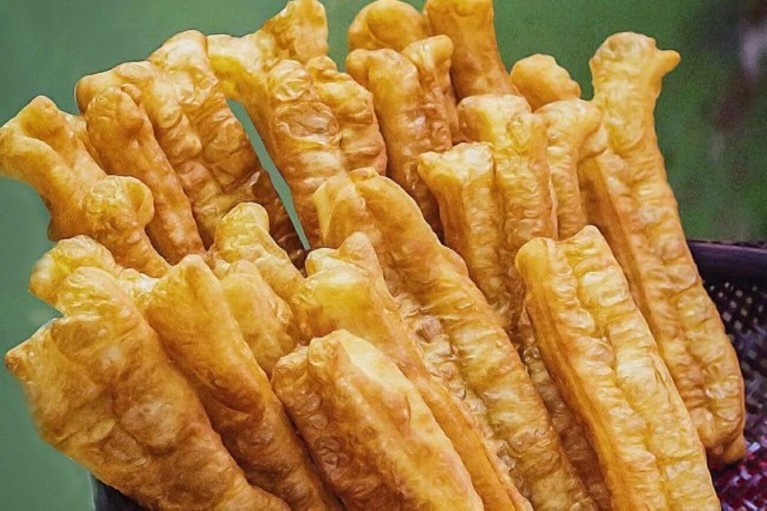 Cakwe gede, crispy maksimal, nikmatnya kebangetan!