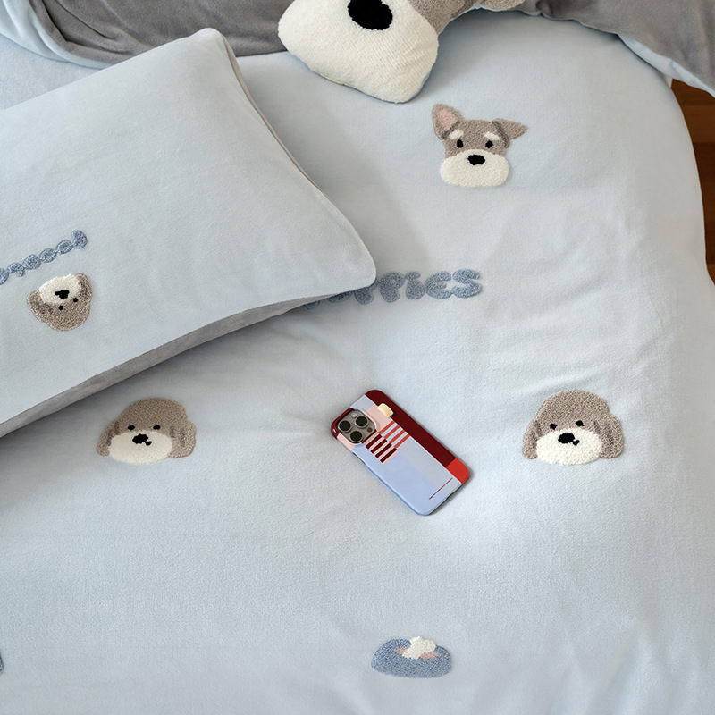 Cartoon milk fiber bedding set, 4 pieces, warming