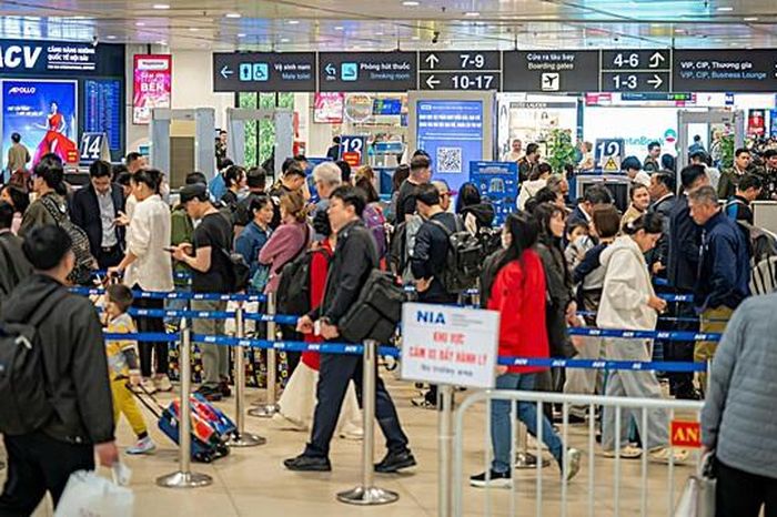 Giá nhiên liệu tăng, Cục Hàng không kiến nghị áp dụng phụ thu - Báo Sức Khỏe &amp; Đời Sống