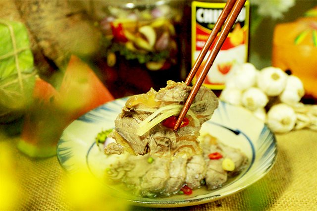 Bắp Bò Ngâm Mắm Chin-Su