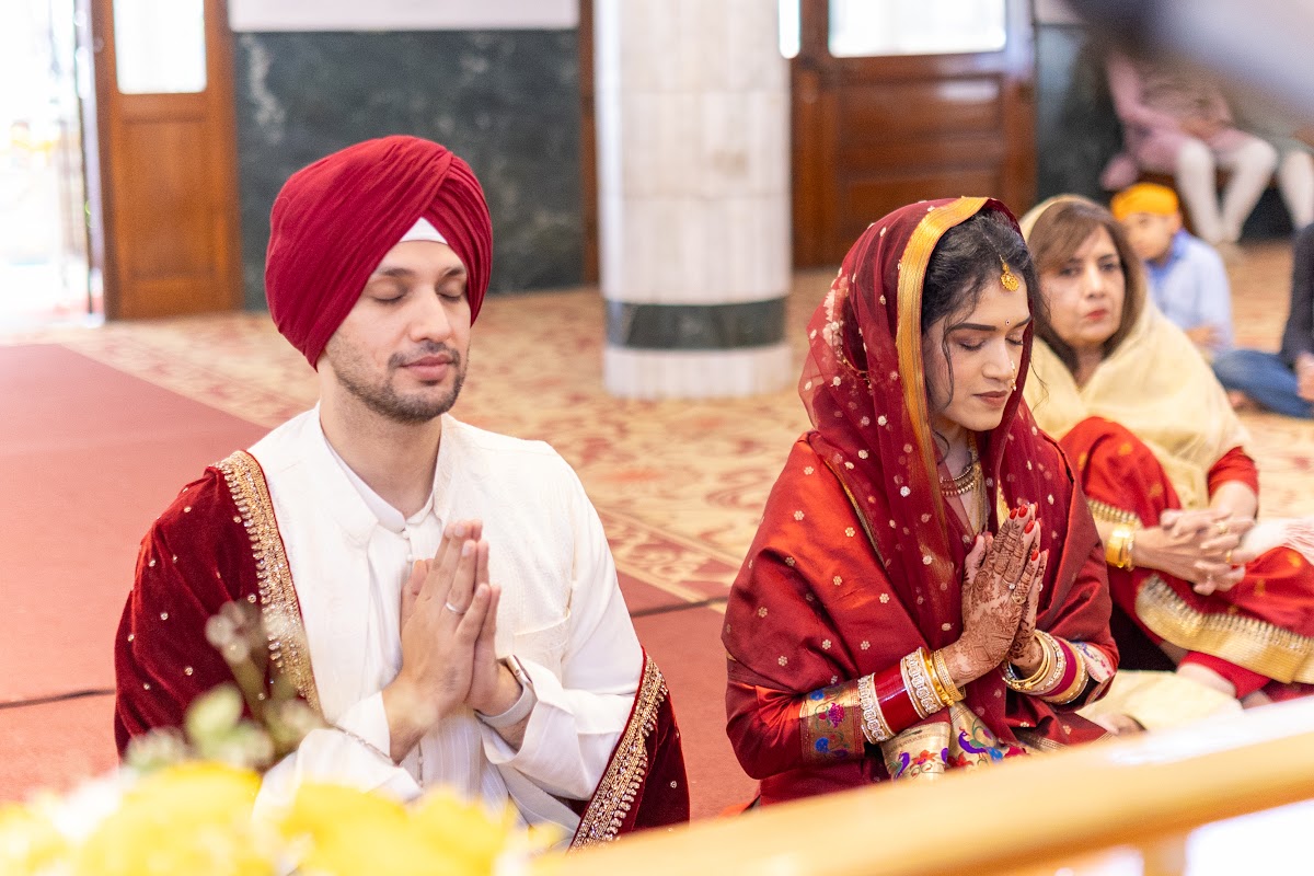 Weddings · 44 frame 33