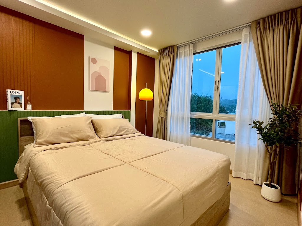 The Clover Condo (เดอะโคลเวอร์ คอนโด) · ถนนขวาง 2