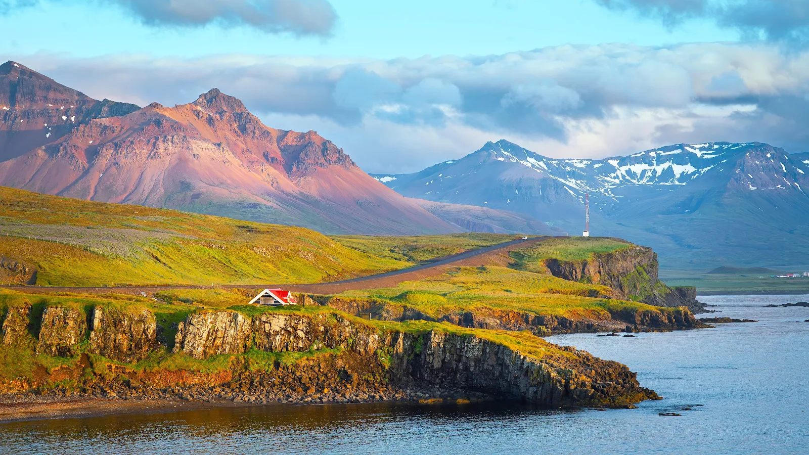 Iceland, Landscape, Mountains, Coastline 4K Wallpaper Background (3840x2160)