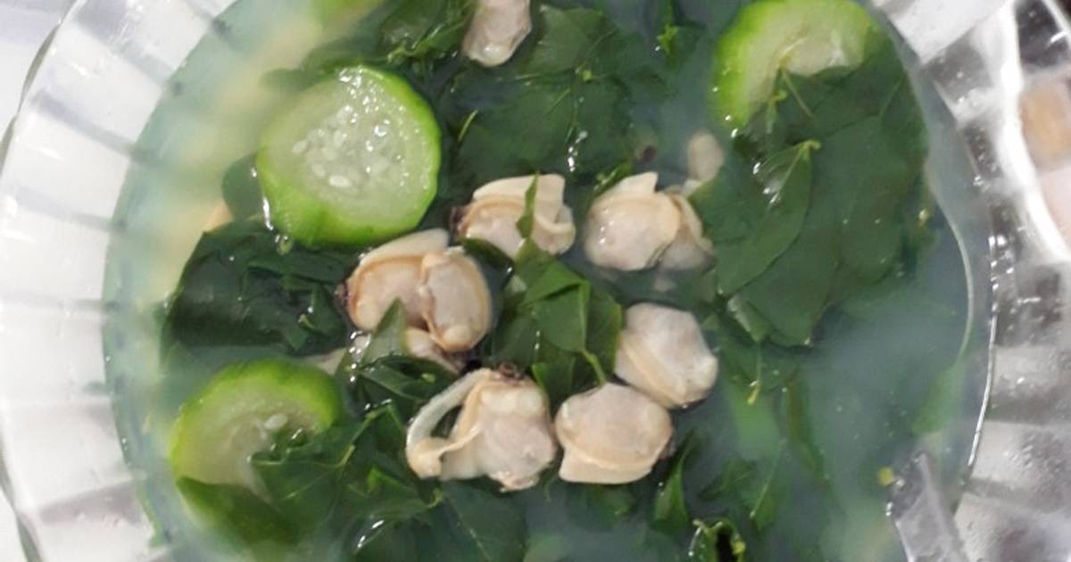 Canh nghêu nấu rau ngót