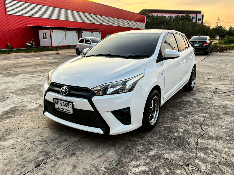 TOYOTA YARIS ECO