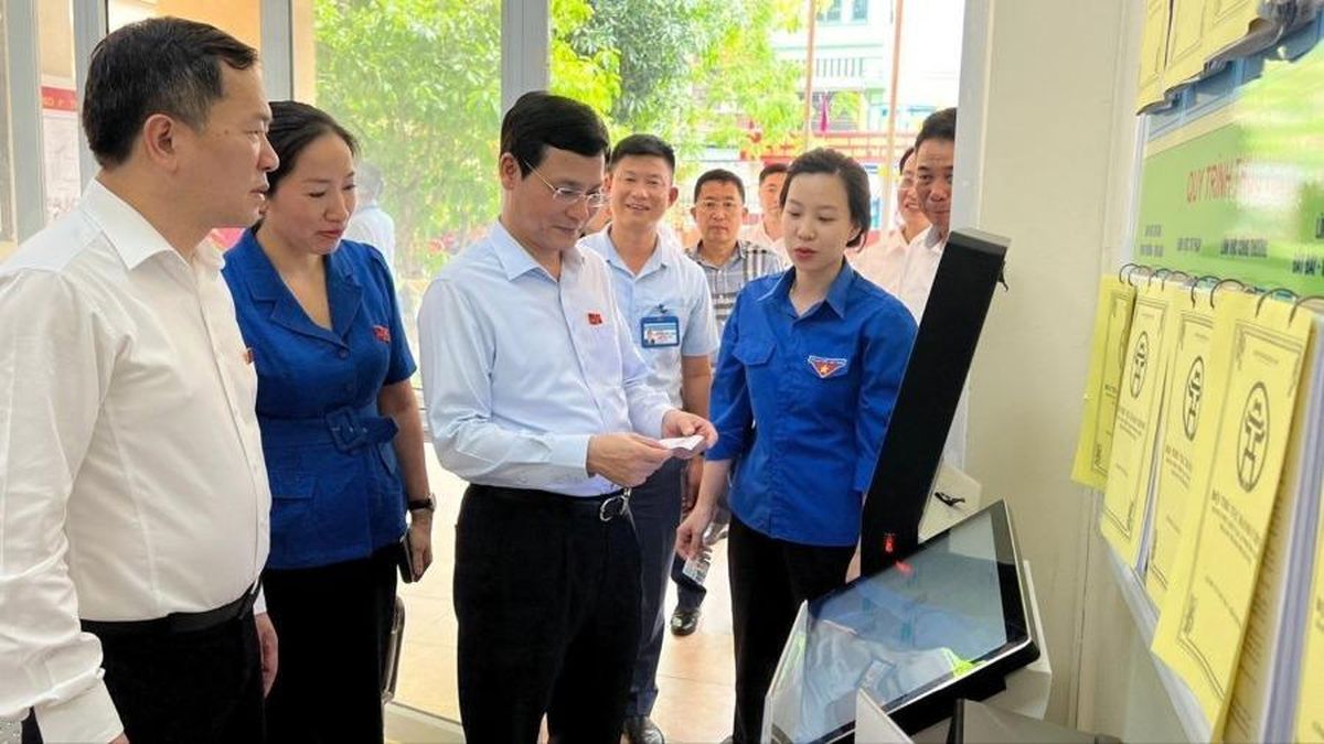 Chuyển đổi số - nền tảng của cải cách hành chính - Đài Phát thanh và truyền hình Hà Nội