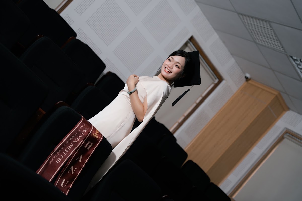 Kỷ niệm tốt nghiệp DSC09142