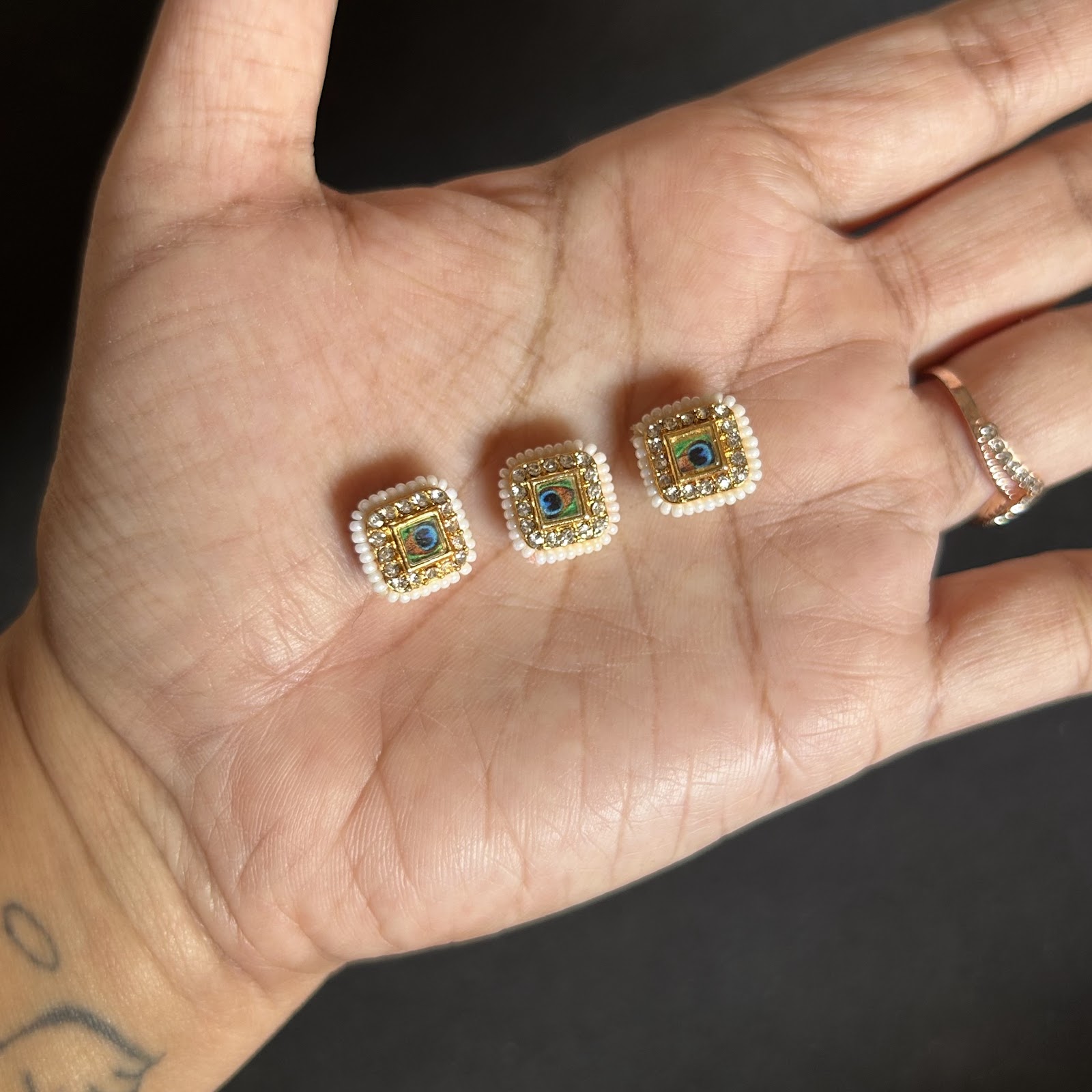 MOr square shape pendnet pack of 3
